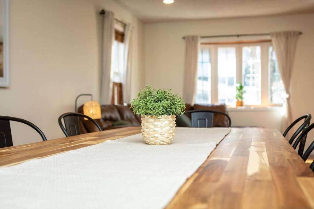 Spacious Family Friendly Home Near Massanutten And National Park McGaheysville ภายนอก รูปภาพ